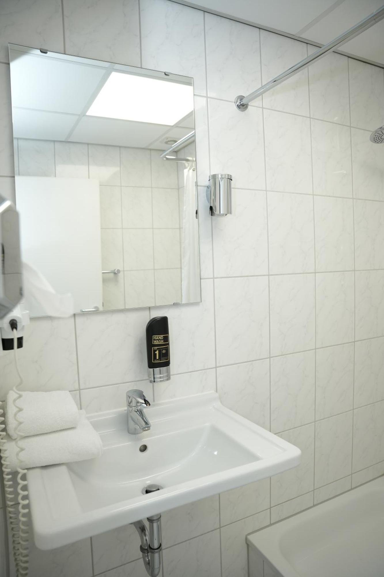 Weber Hotel MHG Eksteriør bilde